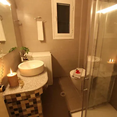 Two Floor Maisonette Aa2g 59 Апартаменты