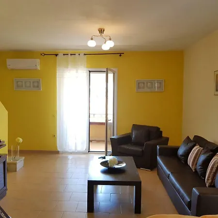 شقة Two Floor Maisonette Aa2g 59
